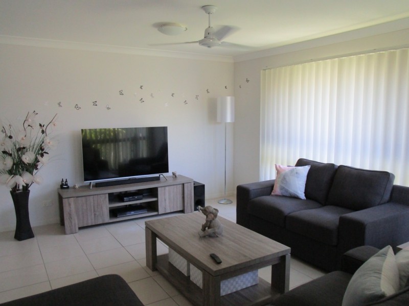 11 Cadell Crescent, Rothwell QLD 4022