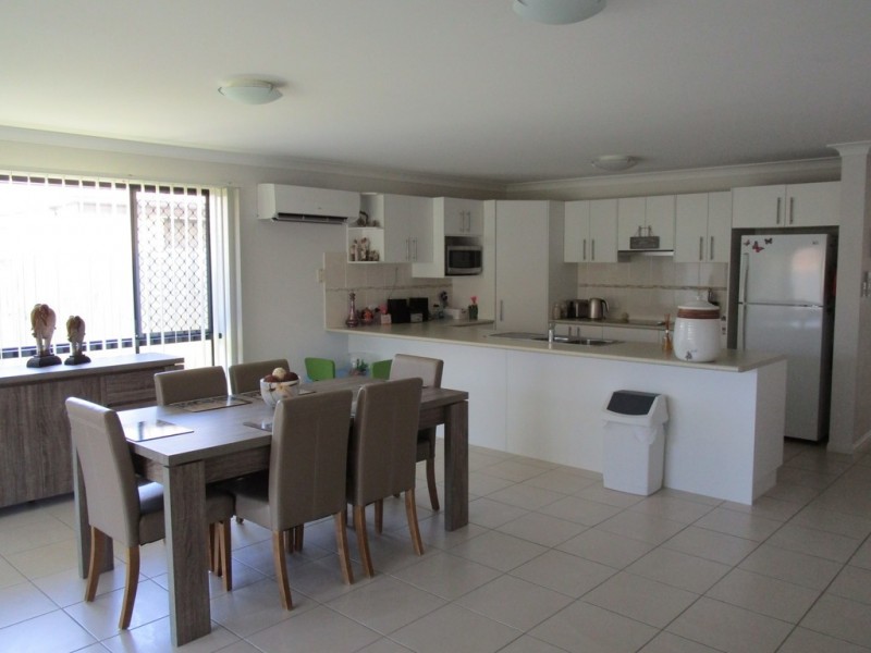 11 Cadell Crescent, Rothwell QLD 4022