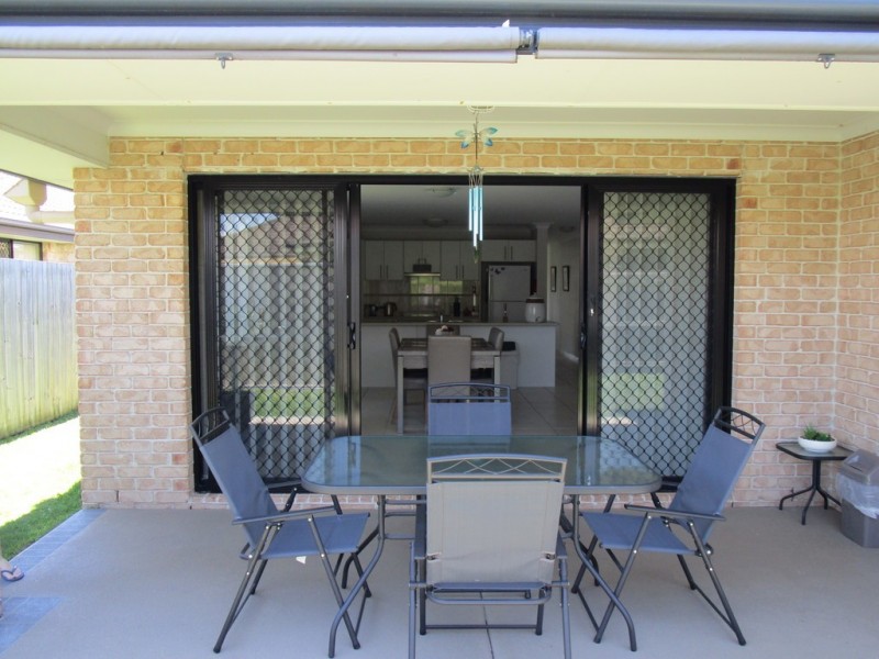 11 Cadell Crescent, Rothwell QLD 4022
