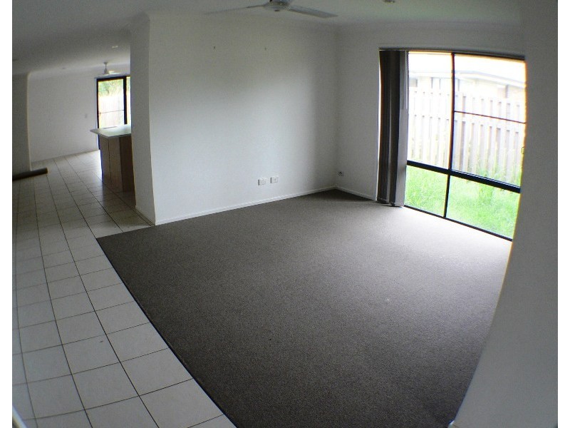 71 Hollywood Avenue, Bellmere QLD 4510