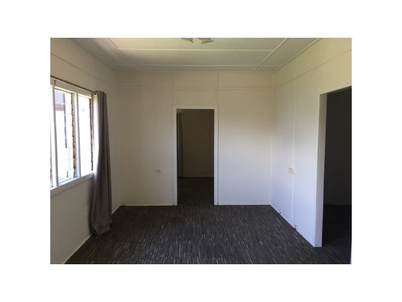 222 Prince Edward Parade, Scarborough QLD 4020