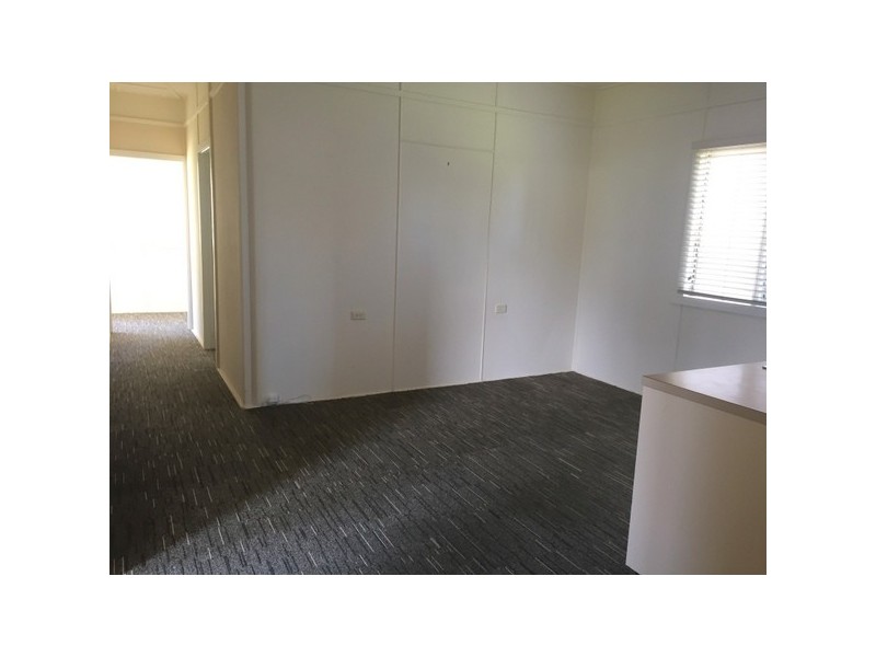 222 Prince Edward Parade, Scarborough QLD 4020