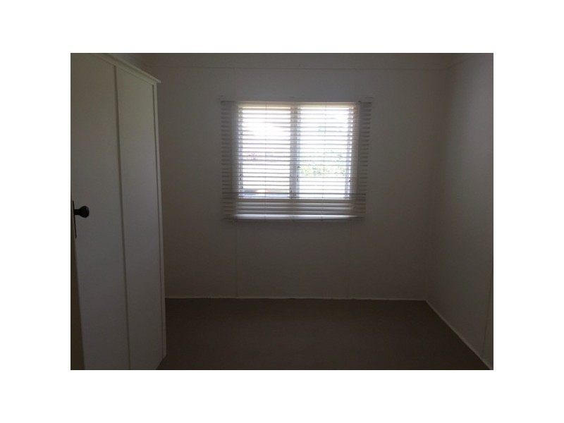 222 Prince Edward Parade, Scarborough QLD 4020