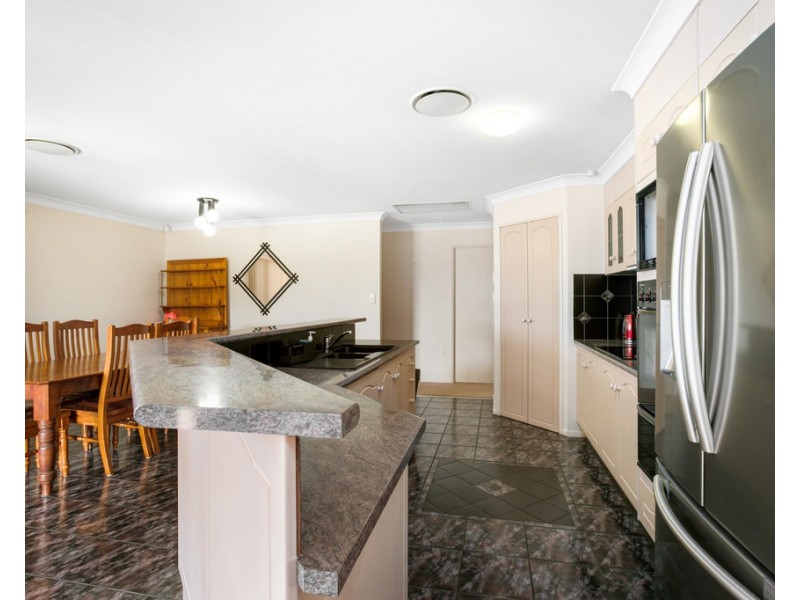 10 Woodland Street, Rothwell QLD 4022