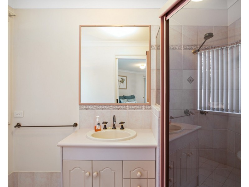 10 Woodland Street, Rothwell QLD 4022