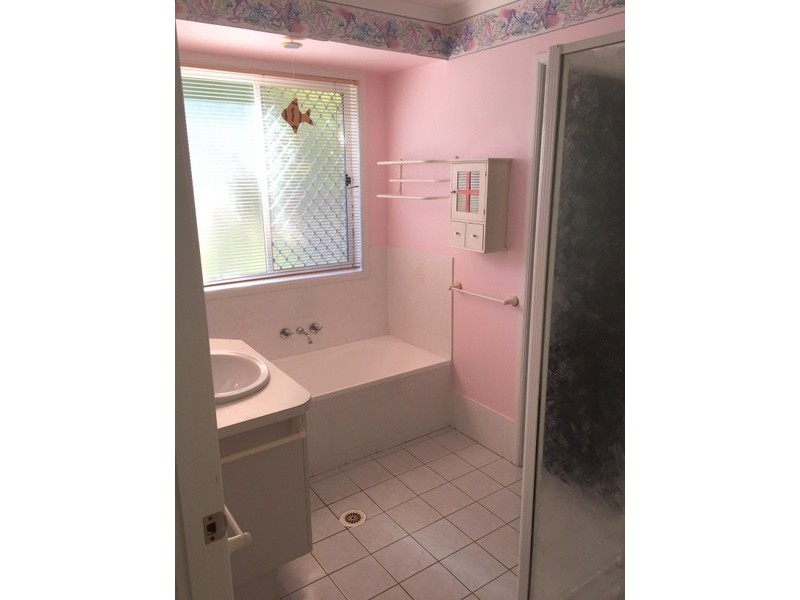 2 Diane Court, Deception Bay QLD 4508