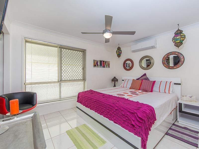 4 Rochelle Place, Deception Bay QLD 4508