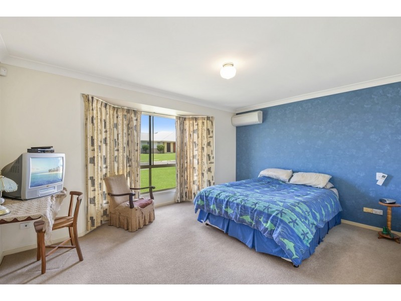 36 Clair Avenue, Deception Bay QLD 4508