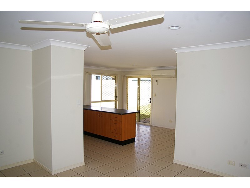2/10 Tyler Place, Deception Bay QLD 4508