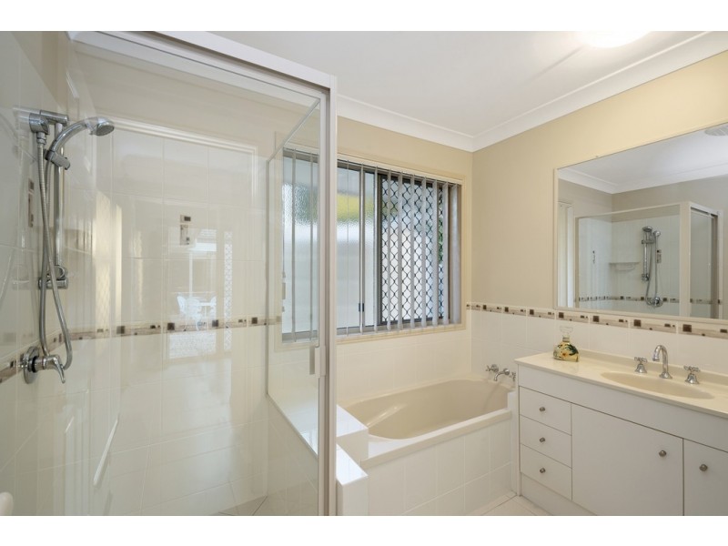 19 Cadell Crescent, Rothwell QLD 4022