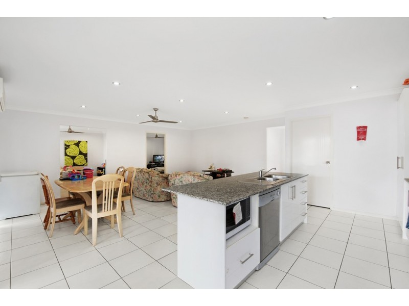 5 Wilton Court, Morayfield QLD 4506