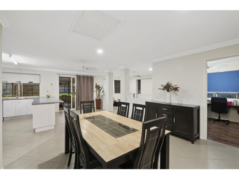 4 Shalom Court, Deception Bay QLD 4508