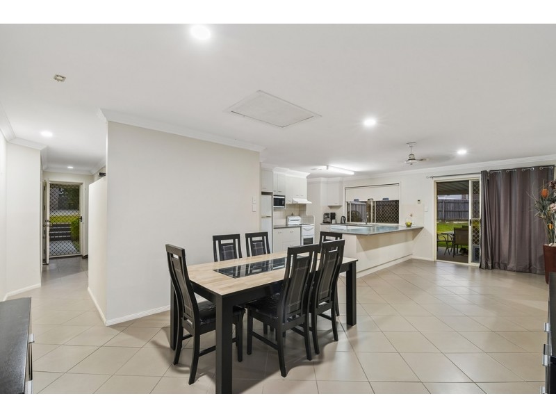 4 Shalom Court, Deception Bay QLD 4508