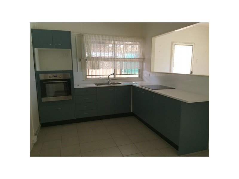 2/173 Esplanade South, Deception Bay QLD 4508