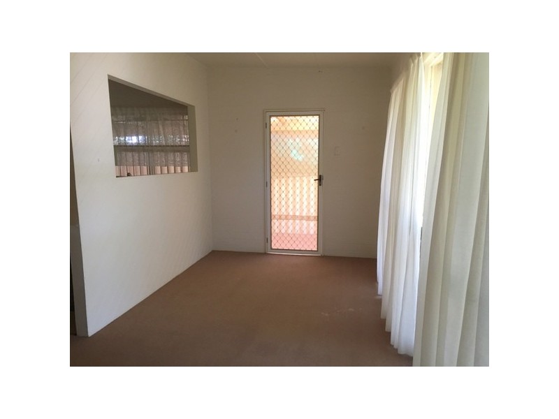 2/173 Esplanade South, Deception Bay QLD 4508