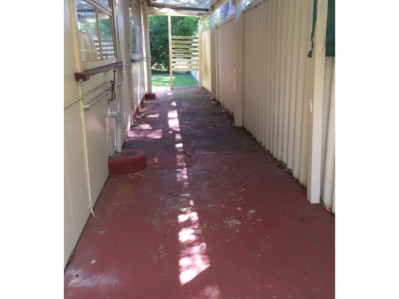 2/173 Esplanade South, Deception Bay QLD 4508