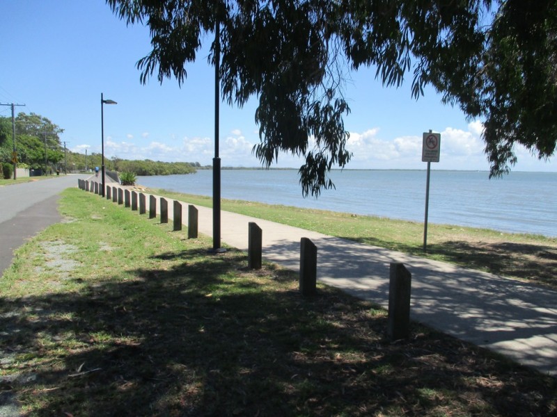 145 Esplanade, Deception Bay QLD 4508