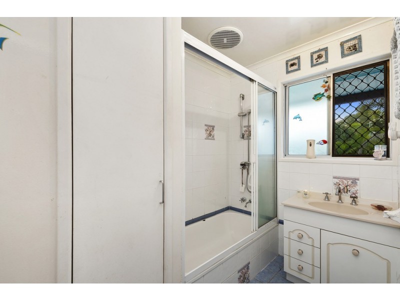 18 Seashell Drive, Deception Bay QLD 4508
