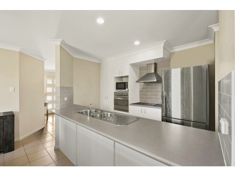 2 Radiata Court, Morayfield QLD 4506