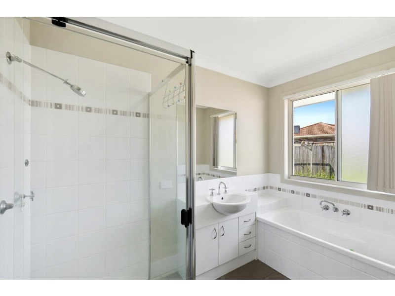 2 Radiata Court, Morayfield QLD 4506