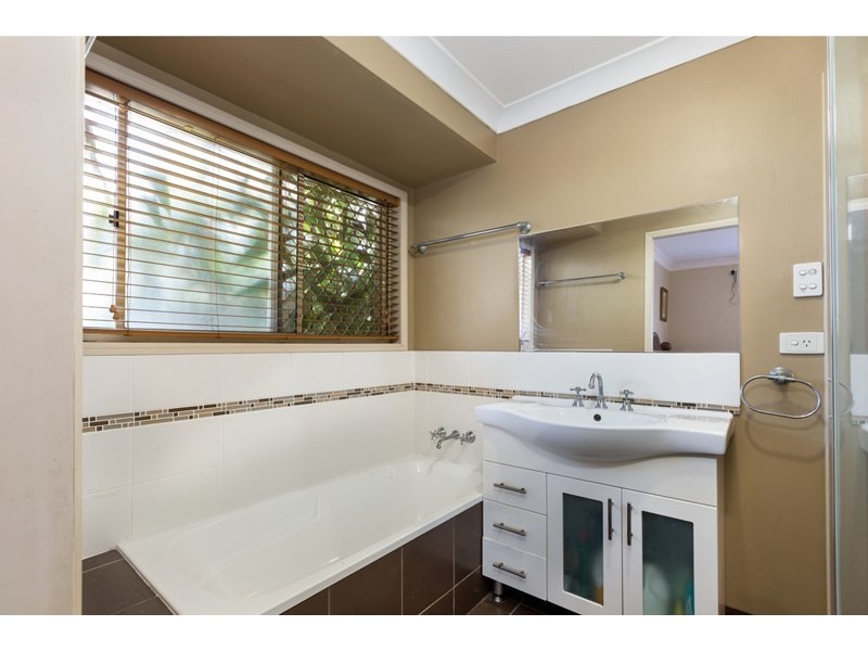 5 Caitlin Court, Deception Bay QLD 4508