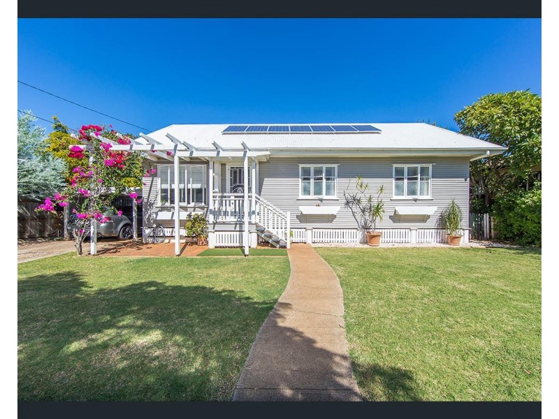 77 Albert Street, Margate QLD 4019