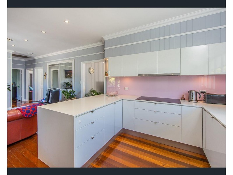 77 Albert Street, Margate QLD 4019