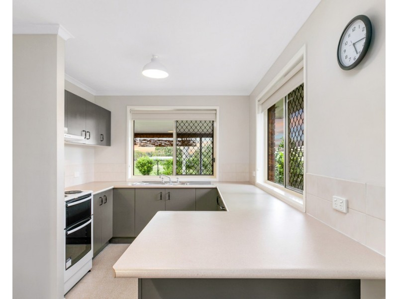 26 Kate Avenue, Deception Bay QLD 4508