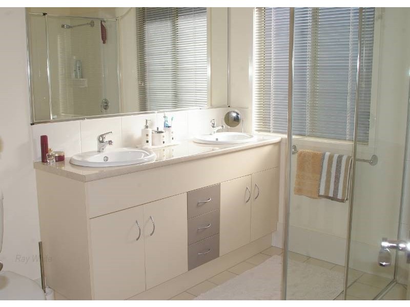 16 Chelmsford Road, Mango Hill QLD 4509