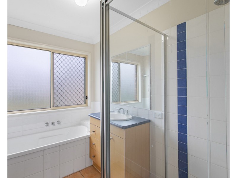 4 Peachester Court, Deception Bay QLD 4508