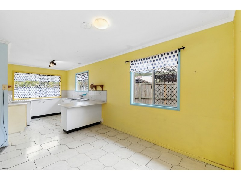 5 Hughes Street, Deception Bay QLD 4508