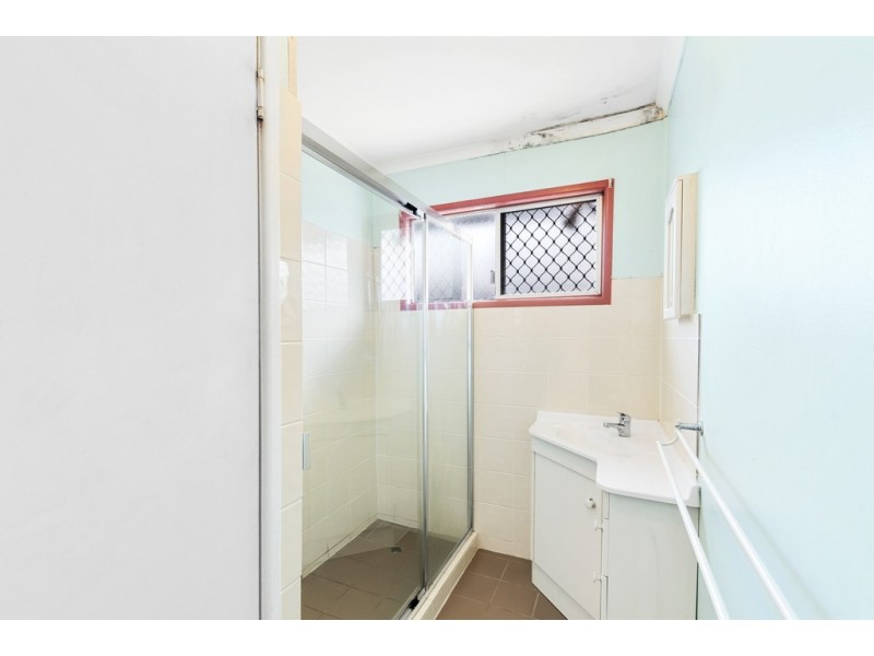 5 Hughes Street, Deception Bay QLD 4508