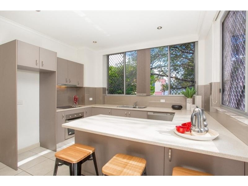 3/110 Kingsford Smith Drive, Hamilton QLD 4007