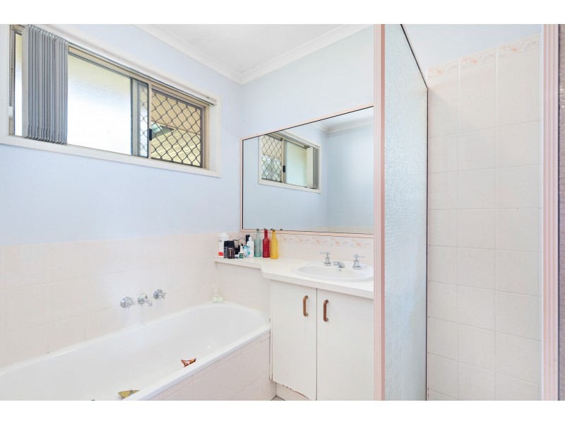 6 Hermans Court, Deception Bay QLD 4508