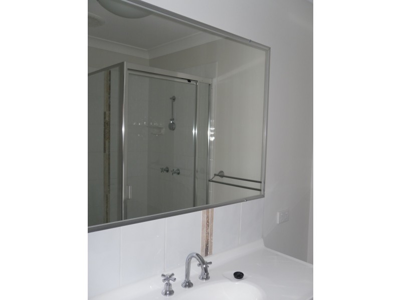 1A/16 Leichhardt Avenue, Rothwell QLD 4022