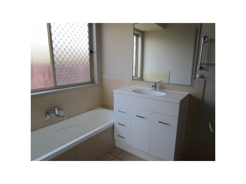 35 Kevin Street, Deception Bay QLD 4508