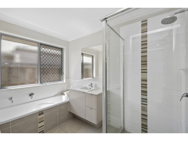 14 Clancy Court, Rothwell QLD 4022