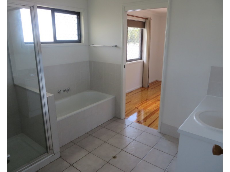 52 Cross Street, Deception Bay QLD 4508