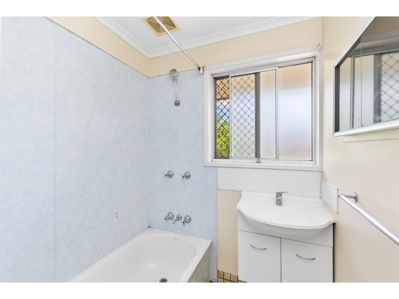 24 Donowain Drive, Deception Bay QLD 4508