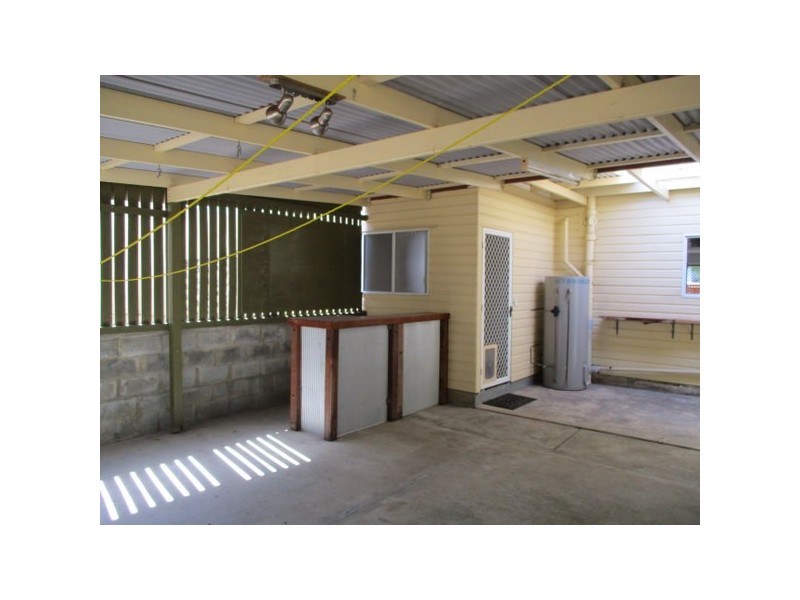 32 Duke Street, Brighton QLD 4017