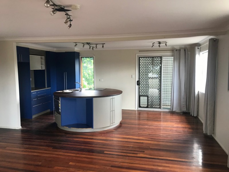 33 Dayboro Road, Petrie QLD 4502