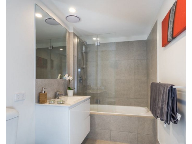 204/27 Webster Road, Deception Bay QLD 4508