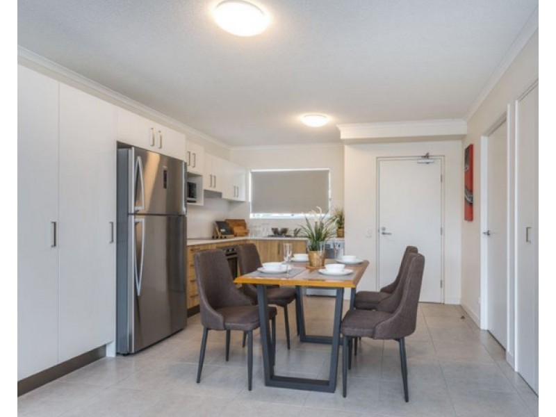 204/27 Webster Road, Deception Bay QLD 4508