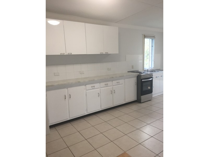 33 Endeavour Street, Deception Bay QLD 4508