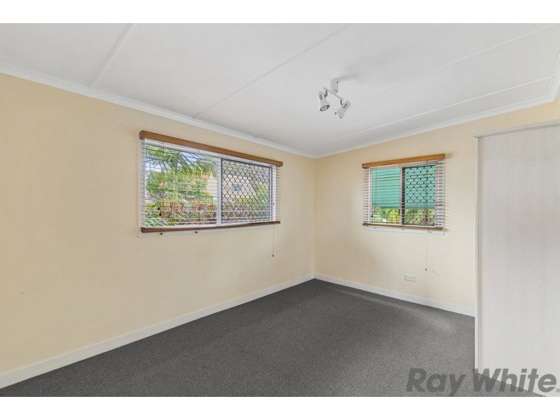 5 Sampson Street, Deception Bay QLD 4508