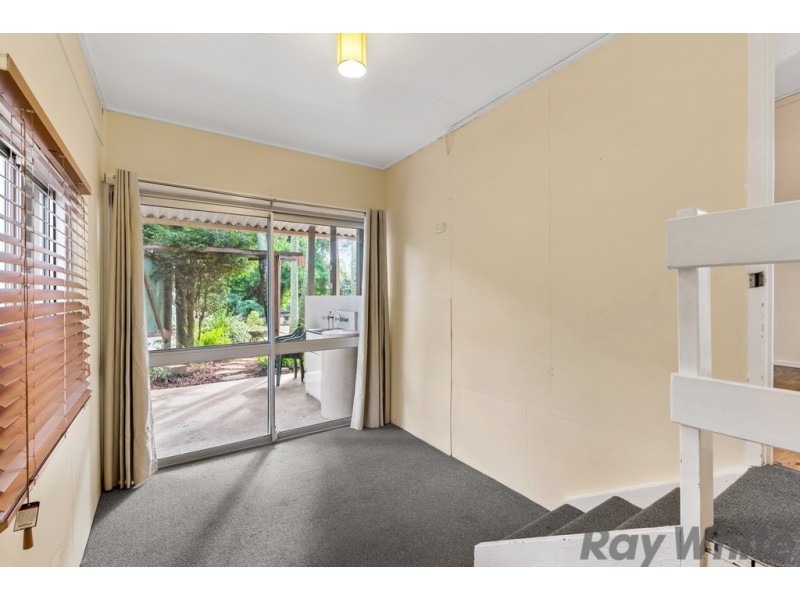 5 Sampson Street, Deception Bay QLD 4508