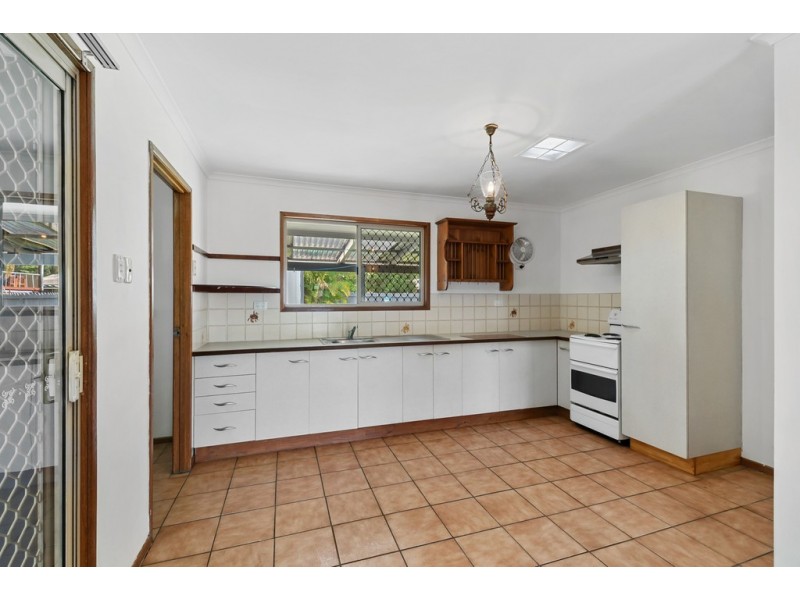 35 Dawn Street, Deception Bay QLD 4508