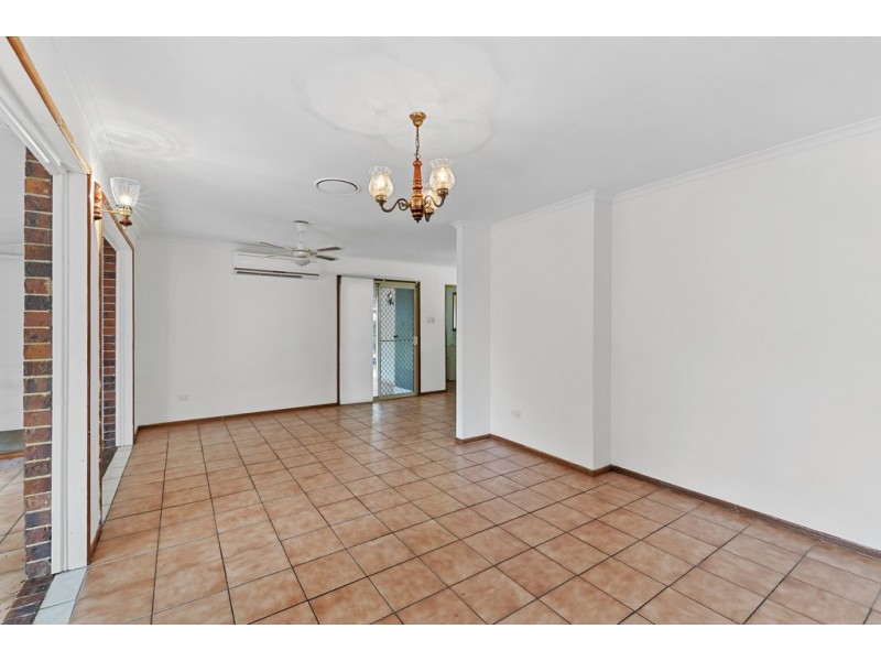 35 Dawn Street, Deception Bay QLD 4508