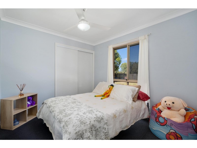 8 Bermuda Avenue, Deception Bay QLD 4508