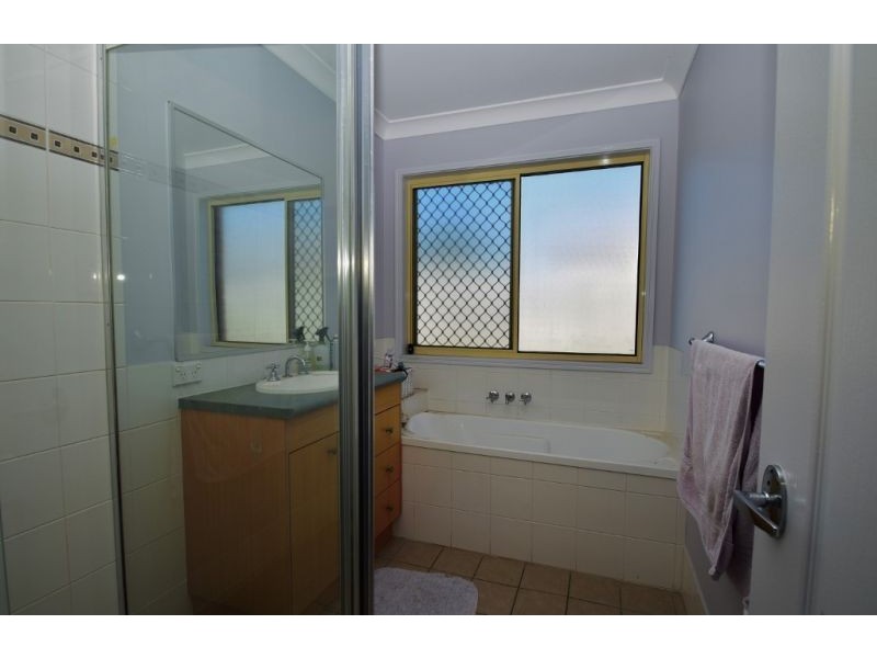 7 Boko Court, Rothwell QLD 4022